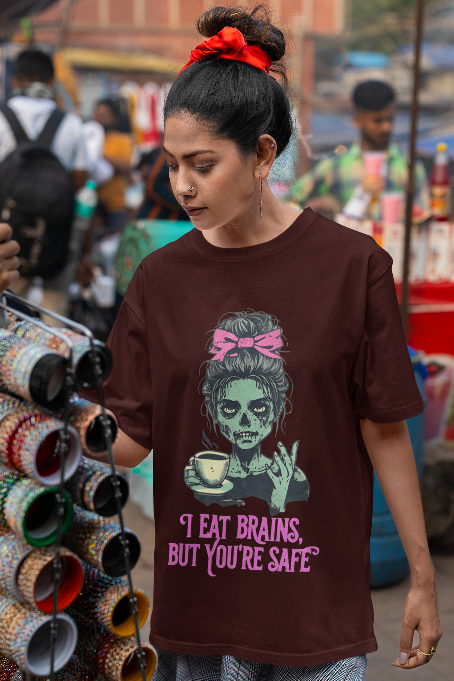 "I Eat Brains But You're Safe" Zombie Women T-shirt