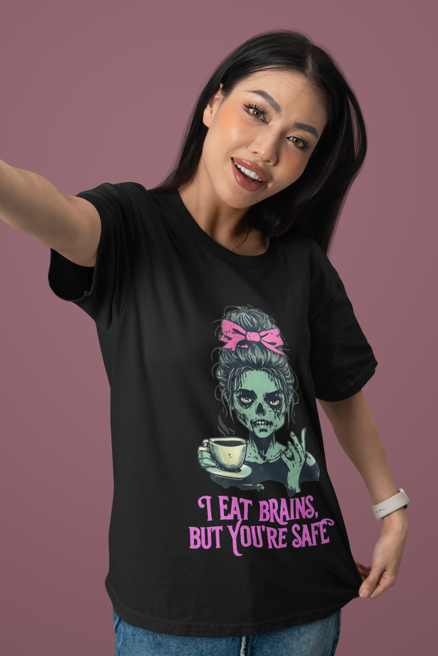 "I Eat Brains But You're Safe" Zombie Women T-shirt
